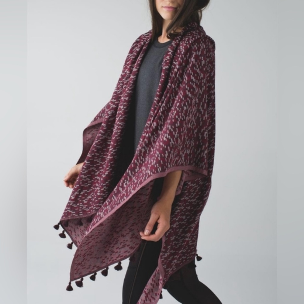 Lululemon SUN TO MOON scarf
